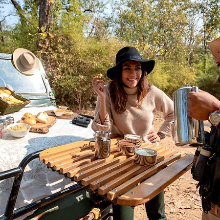 Banjaar Tola Kanha National Park - A Taj Safari Lodge エクステリア 写真